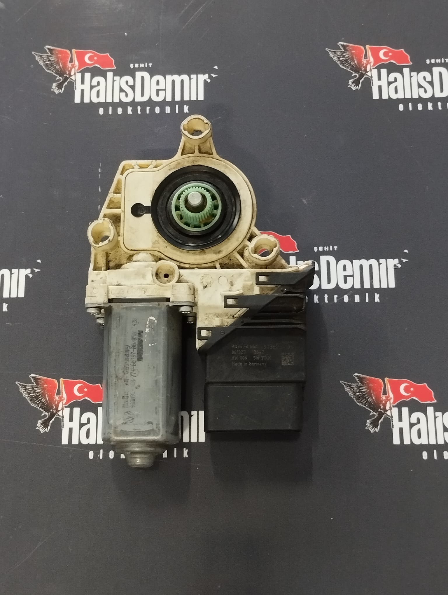 960092-100 774-60197-00 28101330 VW PASSAT ARKA SOL CAM MOTORU