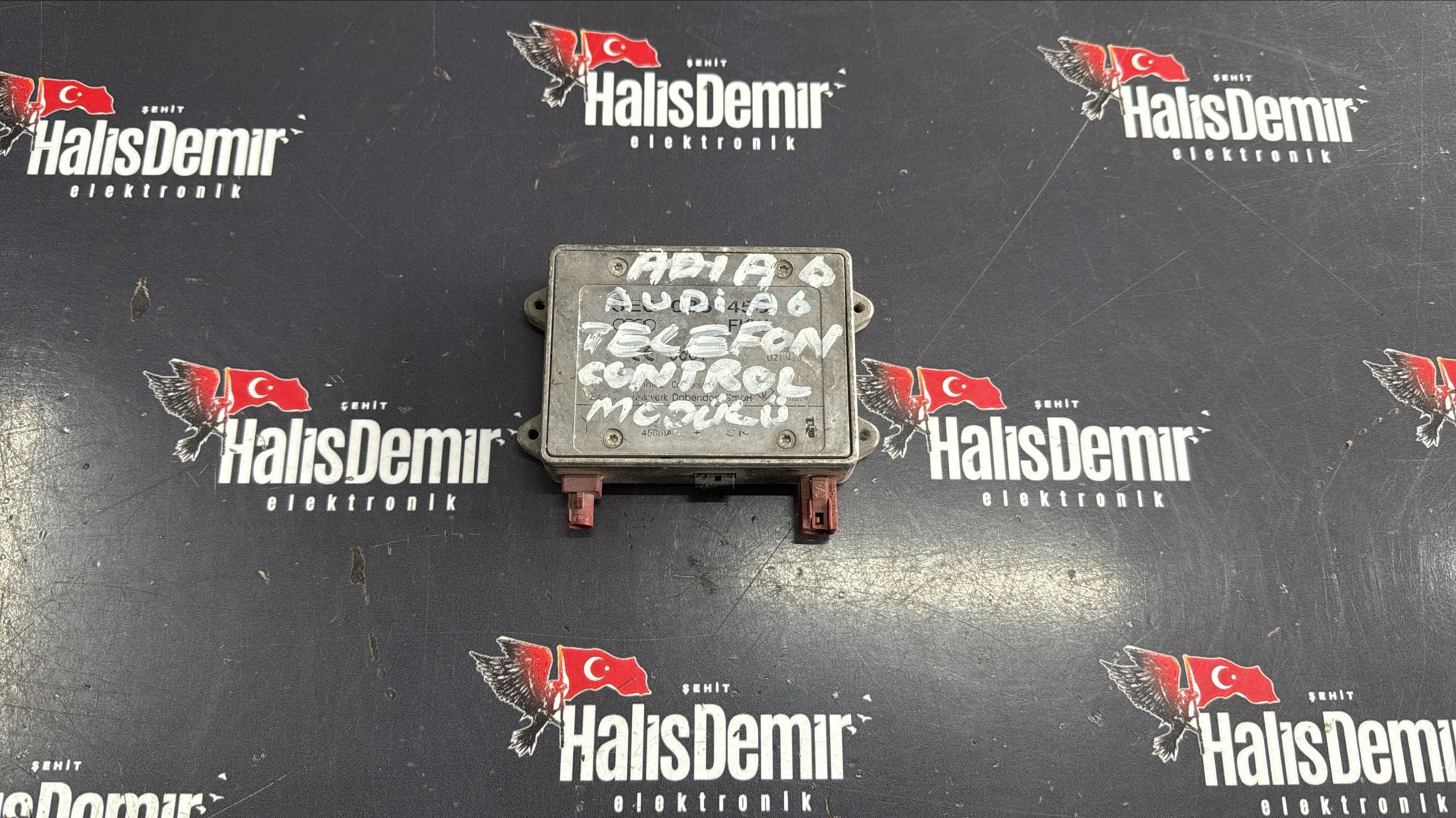 AUDİ A6 ANTEN RADYO BEYNİ 8E0035456