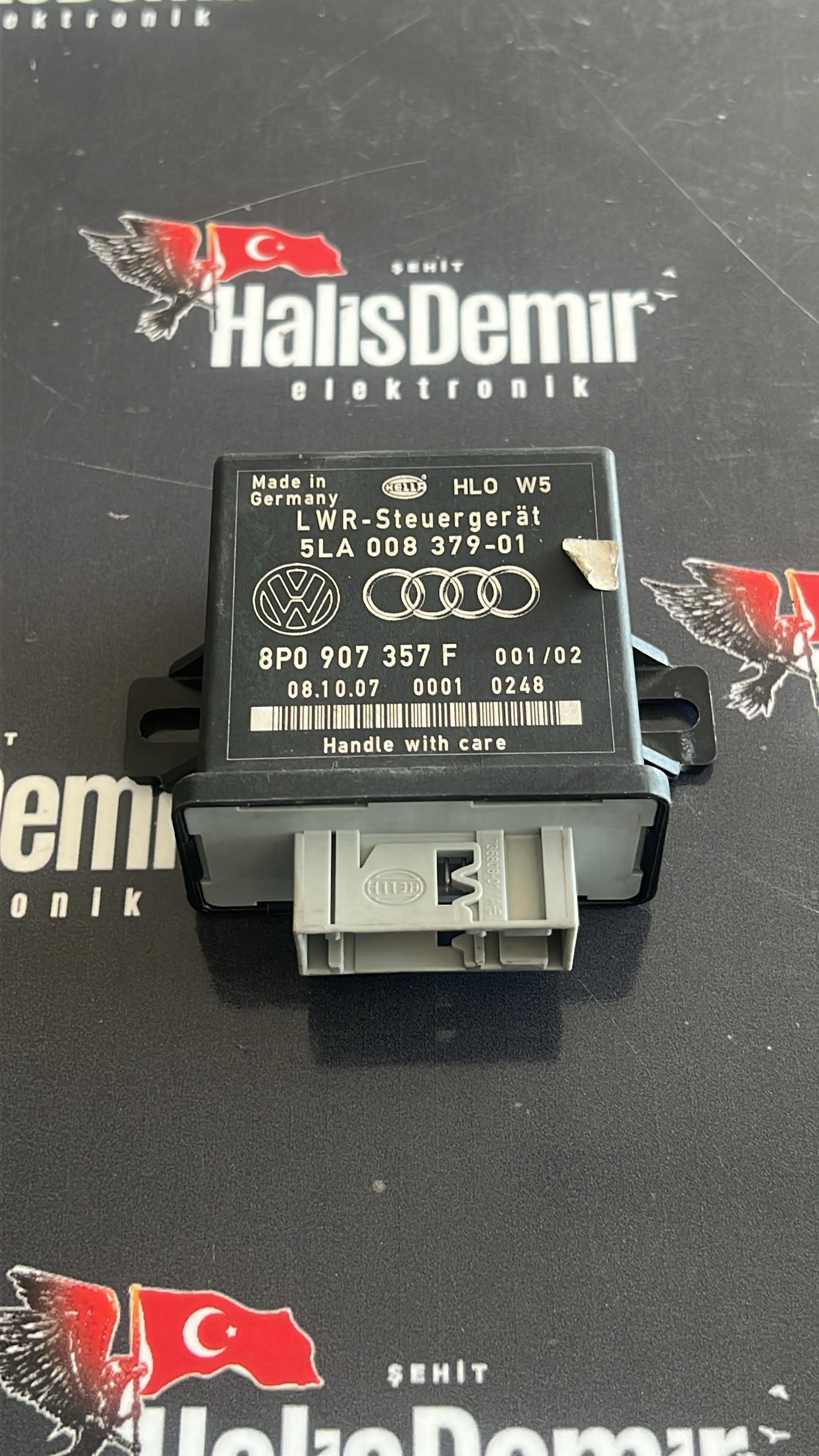 Audi A4 A6 A8 Q7 Far Ayar Kontrol Beyni 8P0907357F 5LA 008 379-01