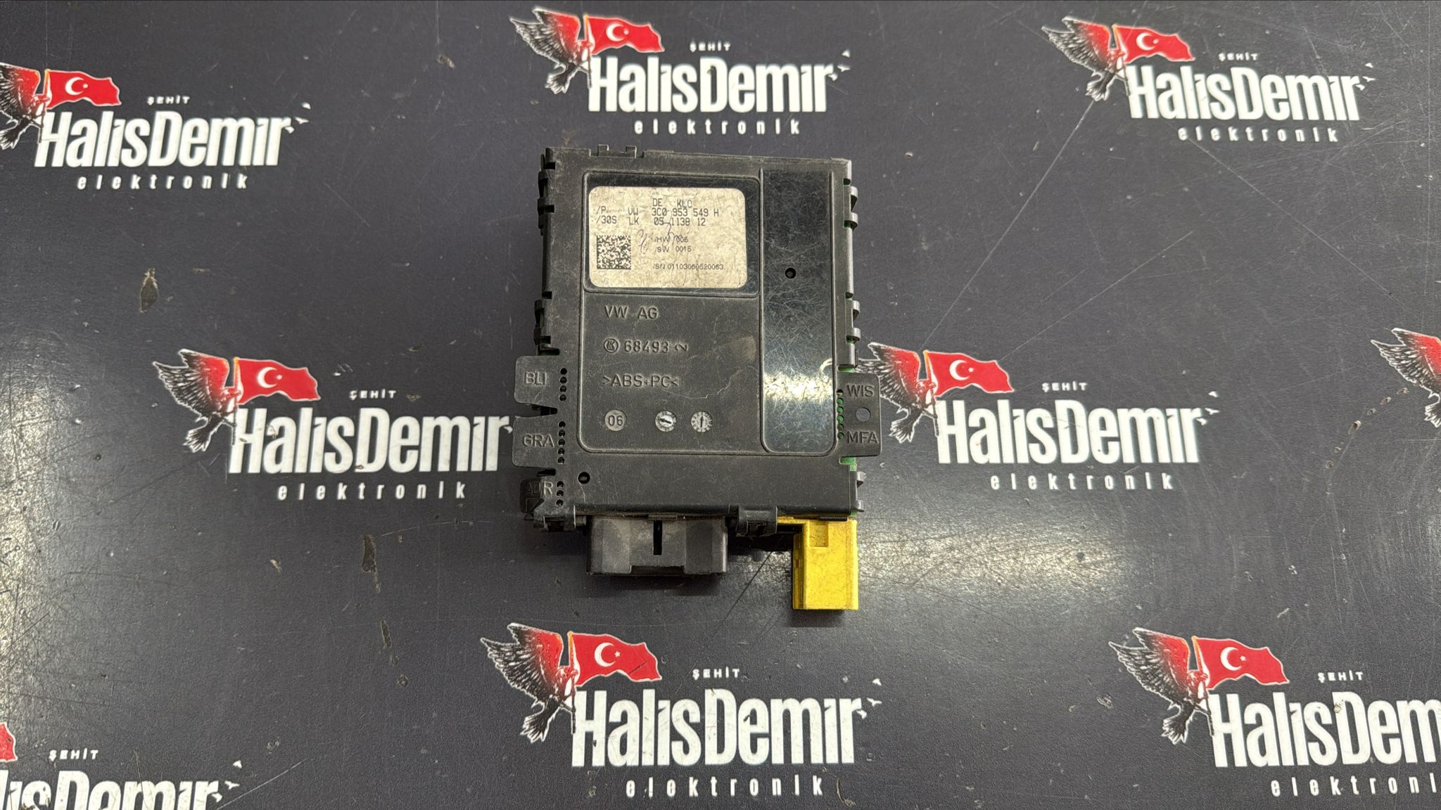 VOLKSWAGEN PASSAT B6 DİREKSİYON KOLON ALT BEYNİ 3C0953549H