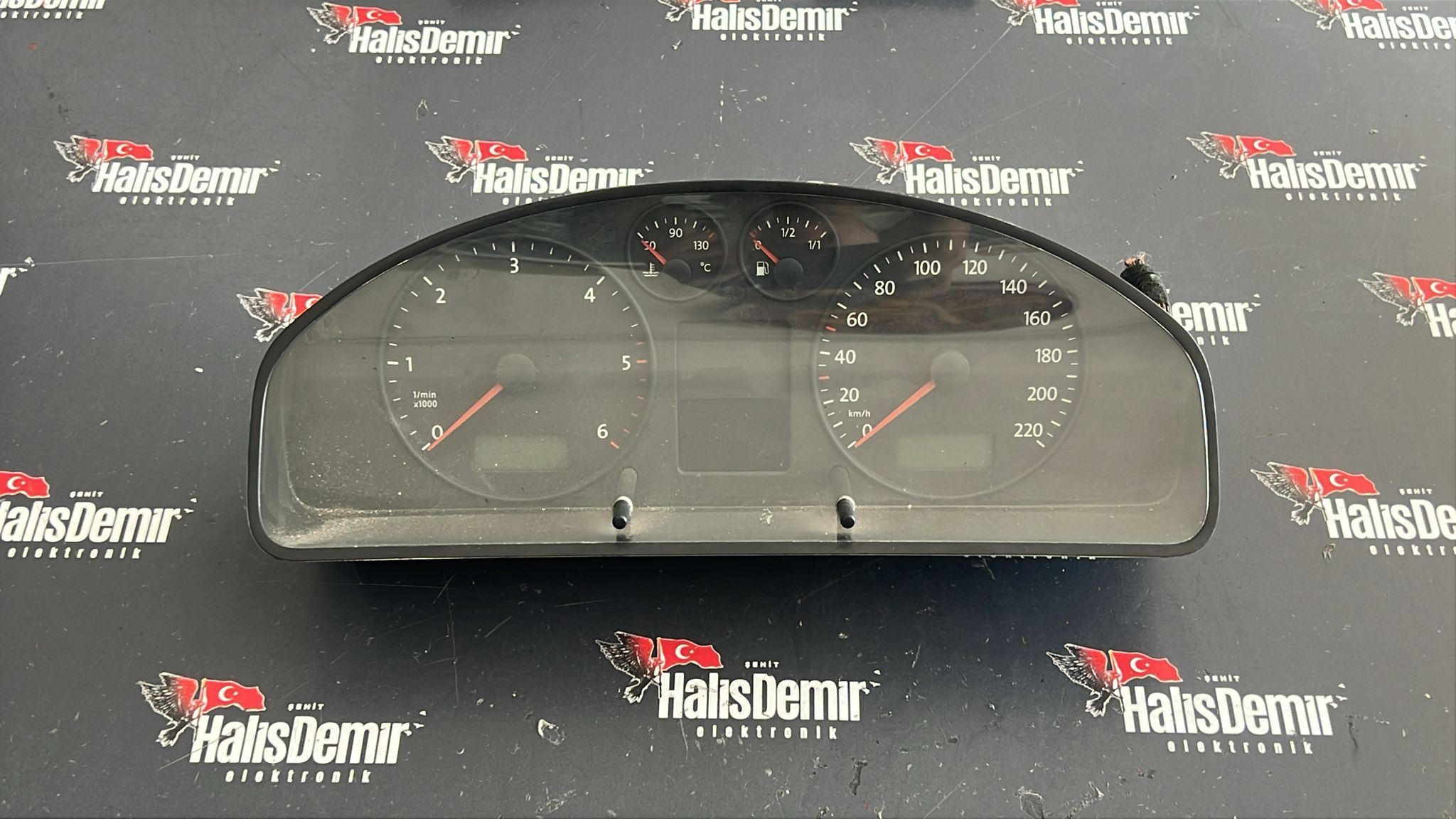 VW TRANSPORTER T5 KİLOMETRE SAATİ KADRAN 88311346, 88 311 346 Kİ