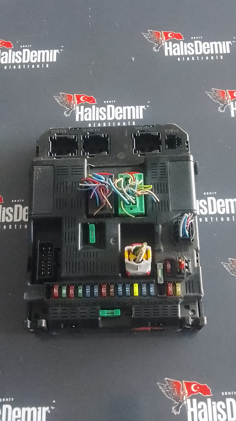 peugeot 307 bsi beyini sigorta kutusu 9636760580 9644098180