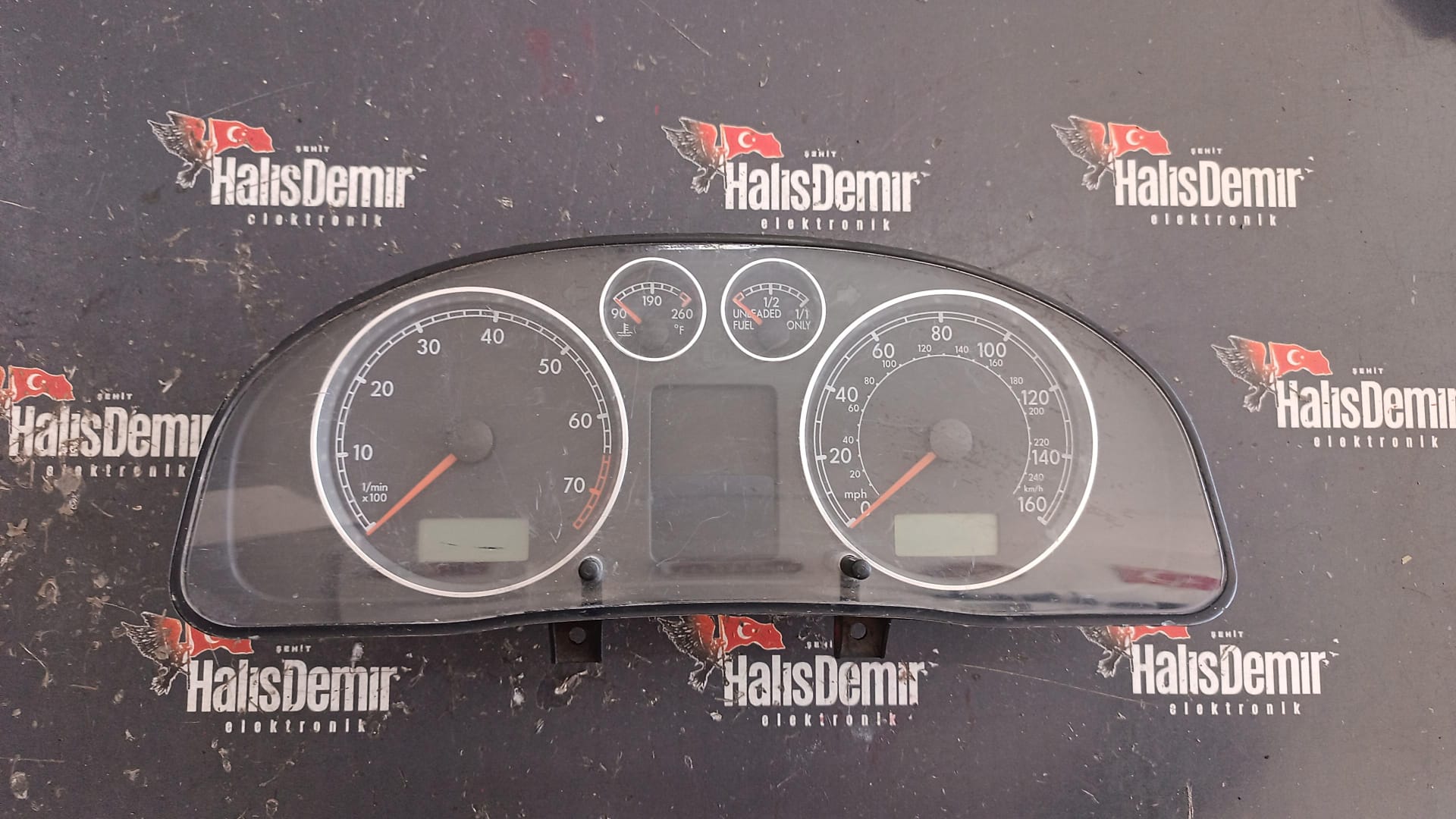 3B0920925B VOLKSWAGEN PASSAT 1.8T BENZİNLİ GÖSTERGE PANELİ KİLOMETRE SAATİ