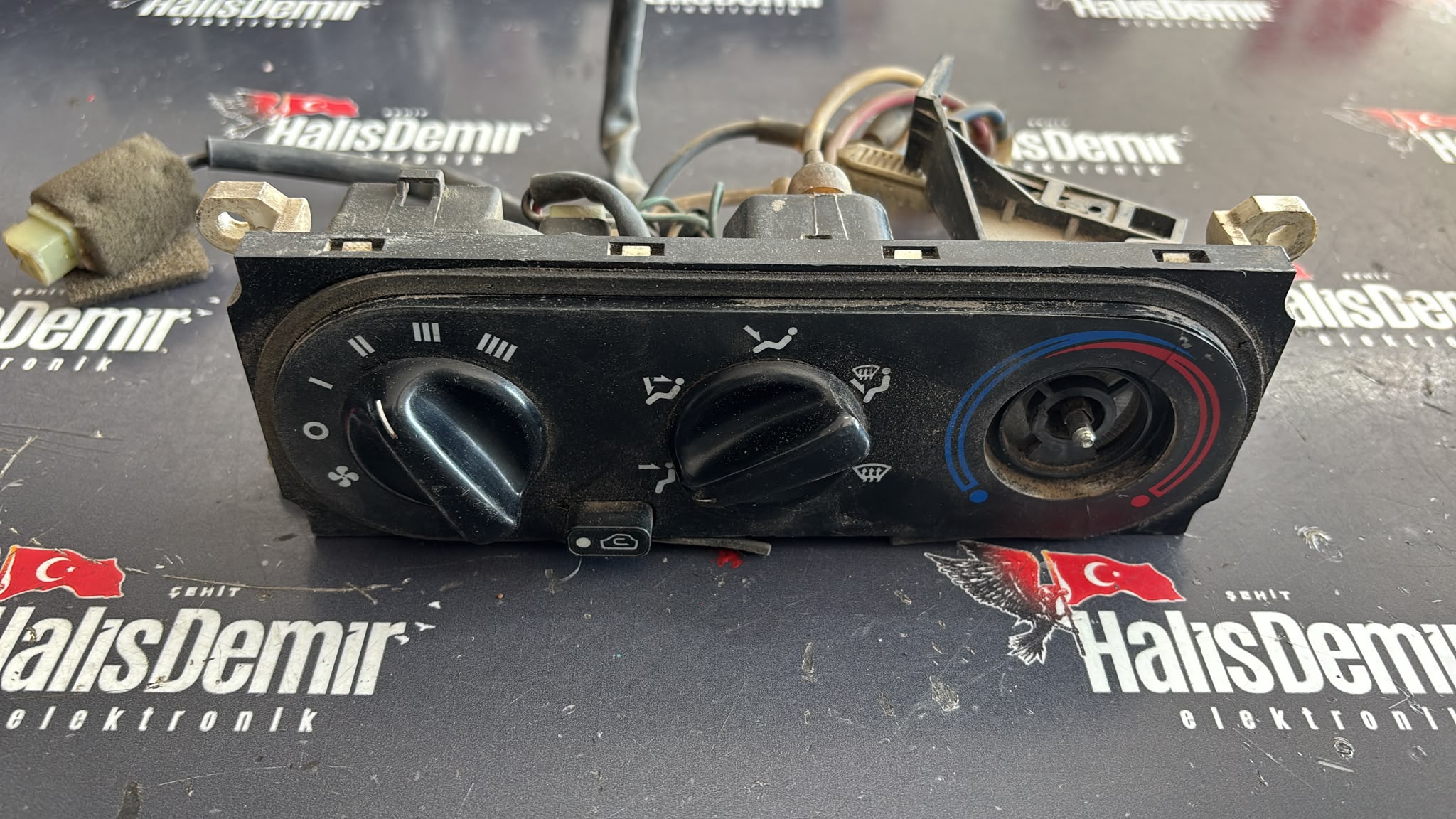 FORD TRANSİT KLİMA KONTROL PANELİ 
