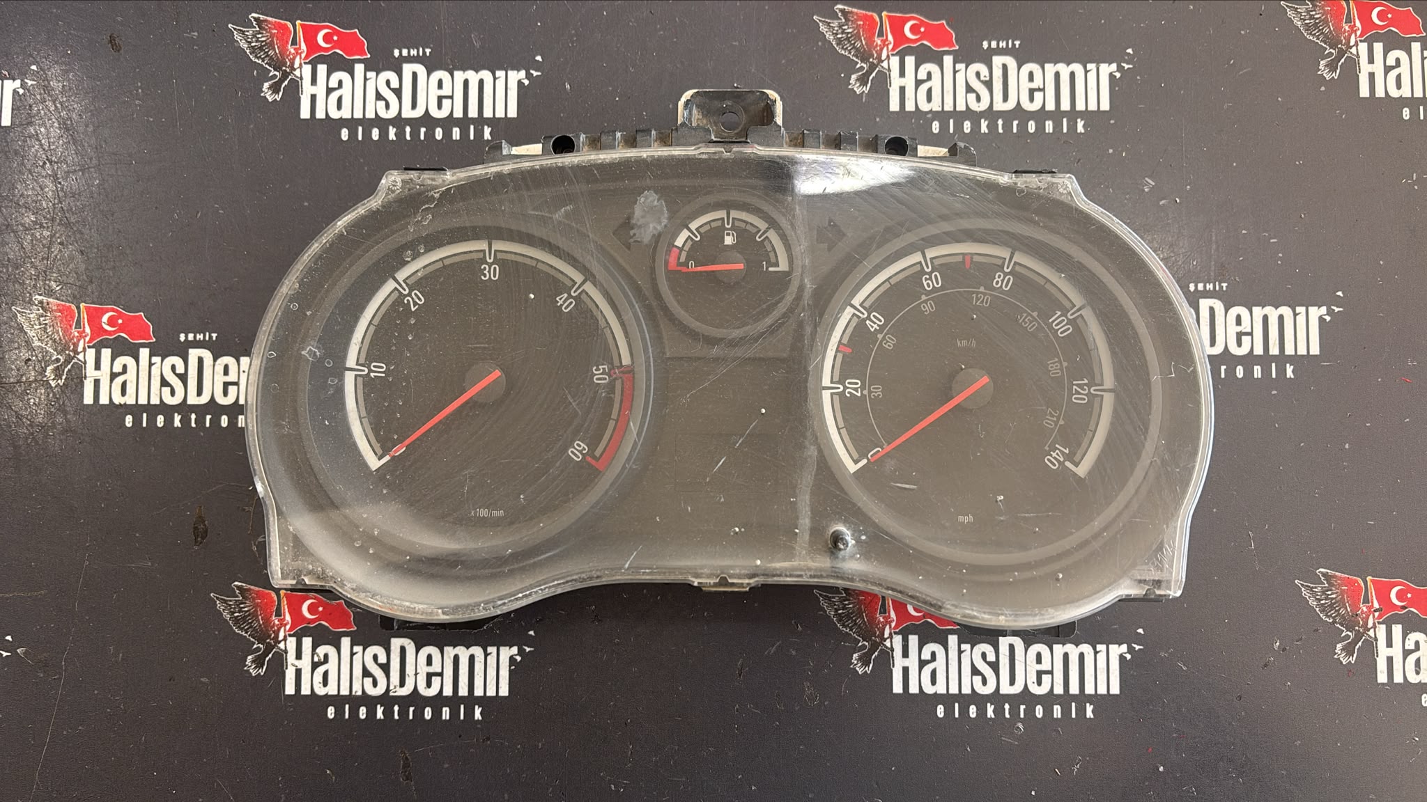 OPEL CORSA D KİLOMETRE SAATİ GÖSTERGE PANELİ P0013264258