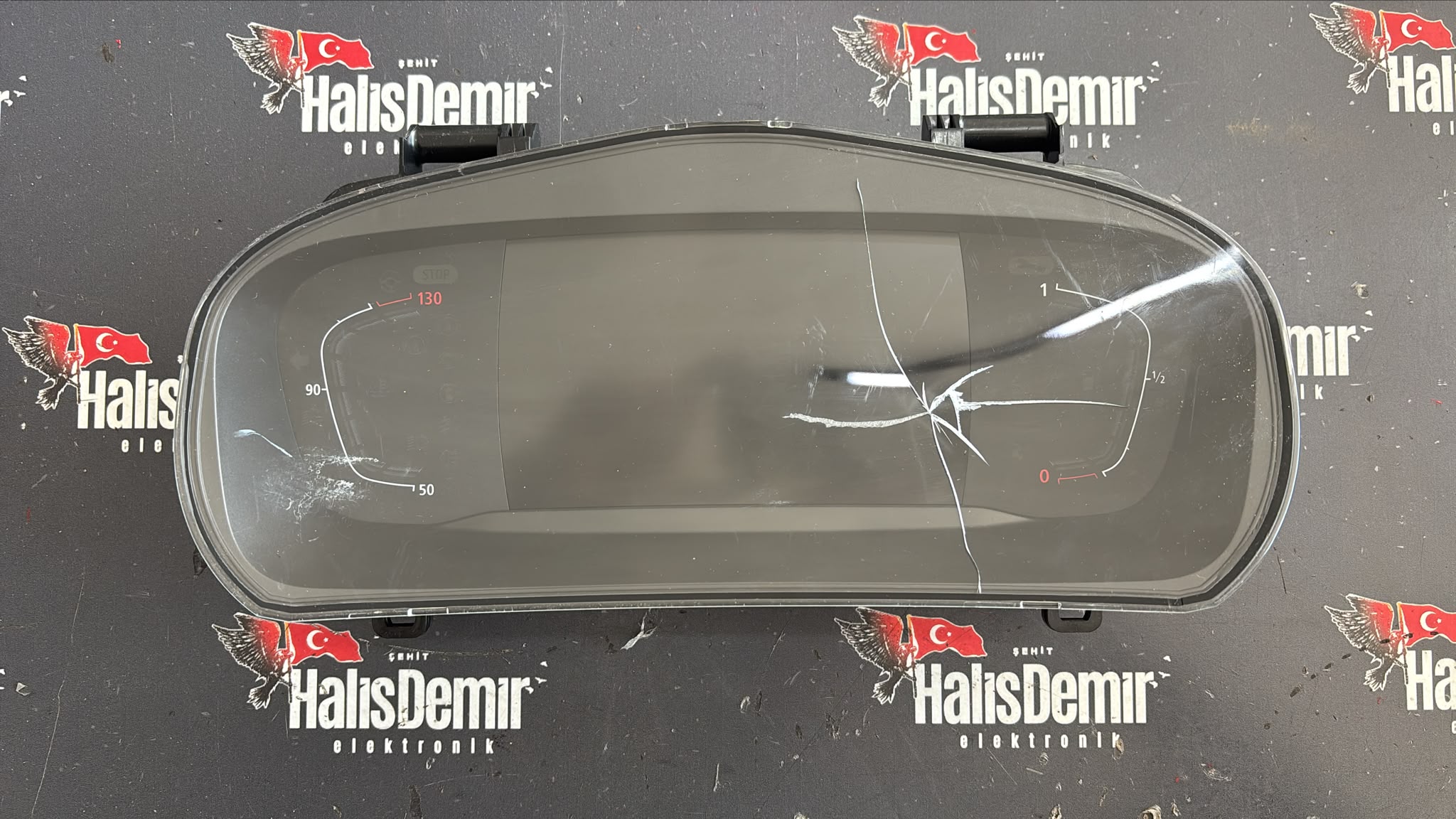 RENAULT MEGANE 4 KİLOMETRE SAATİ GÖSTERGE PANELİ P248096816R