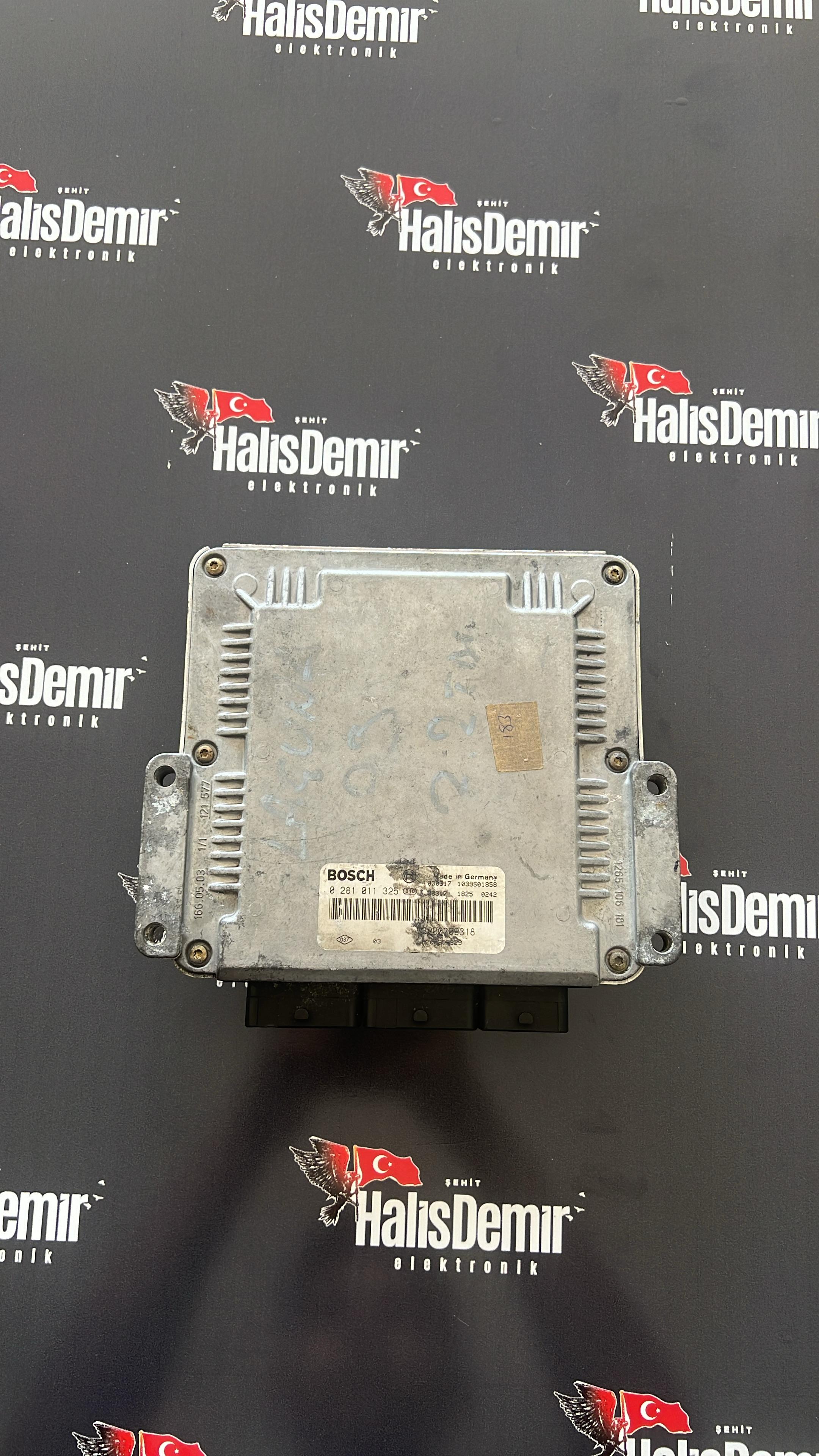 Renault Espace 2.2DCI Motor Beyni 0281011325 8200309318 8200309329