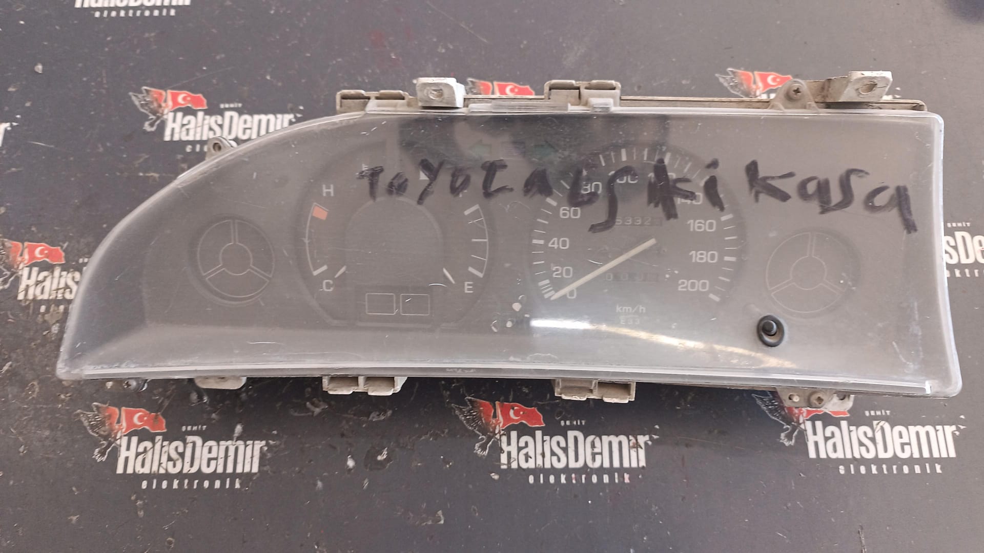 TOYOTA COROLLA KİLOMETRE SAATİ GÖSTERGE PANELİ 83010-1E031